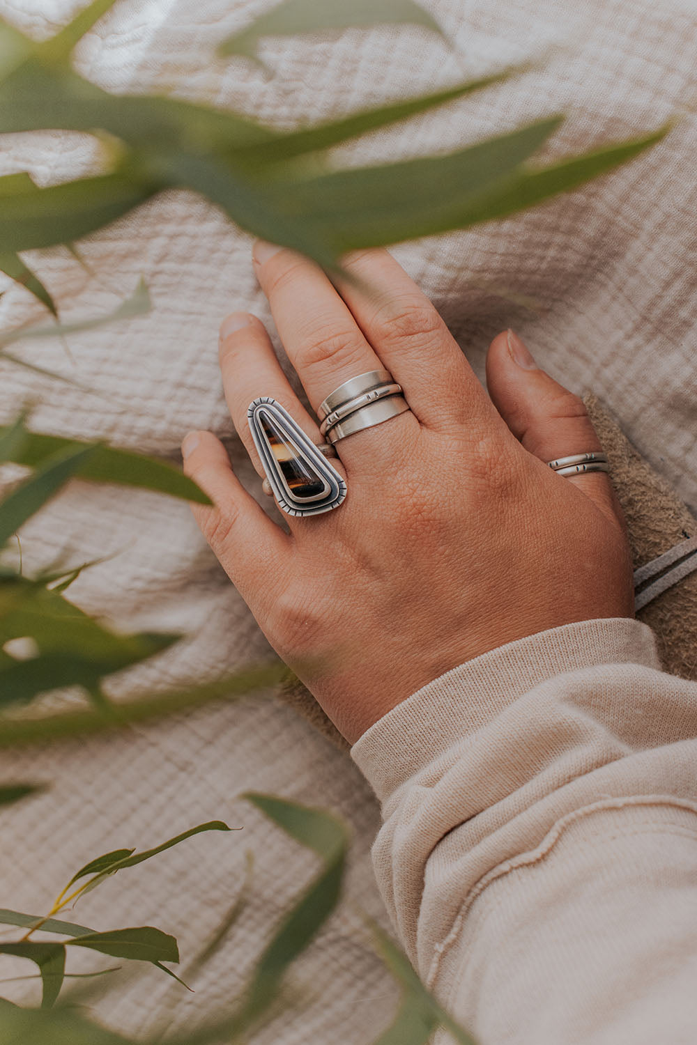 Tall Triangle Montana Agate Ring - Size 7