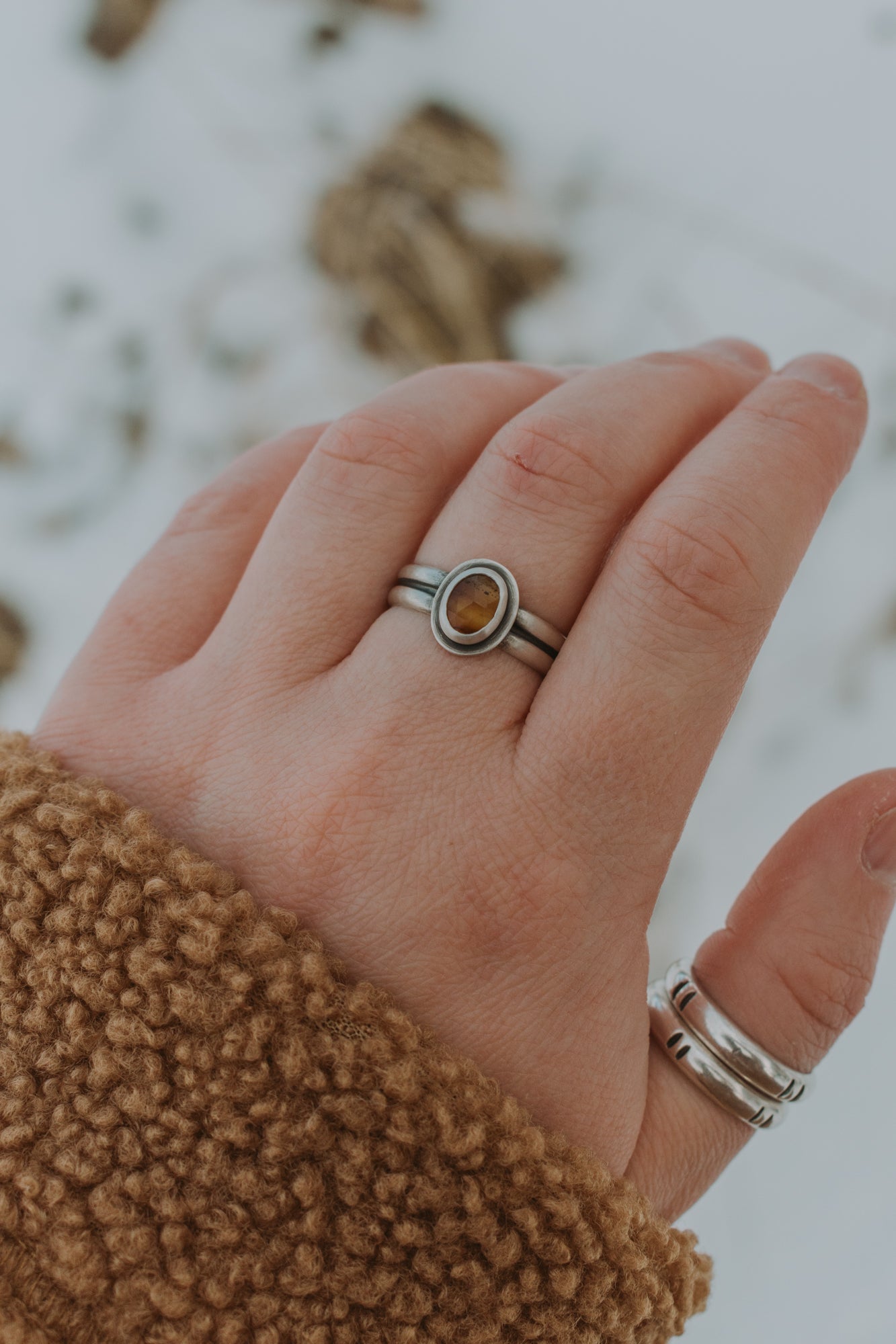 Dainty Montana Agate Ring B - Size 9